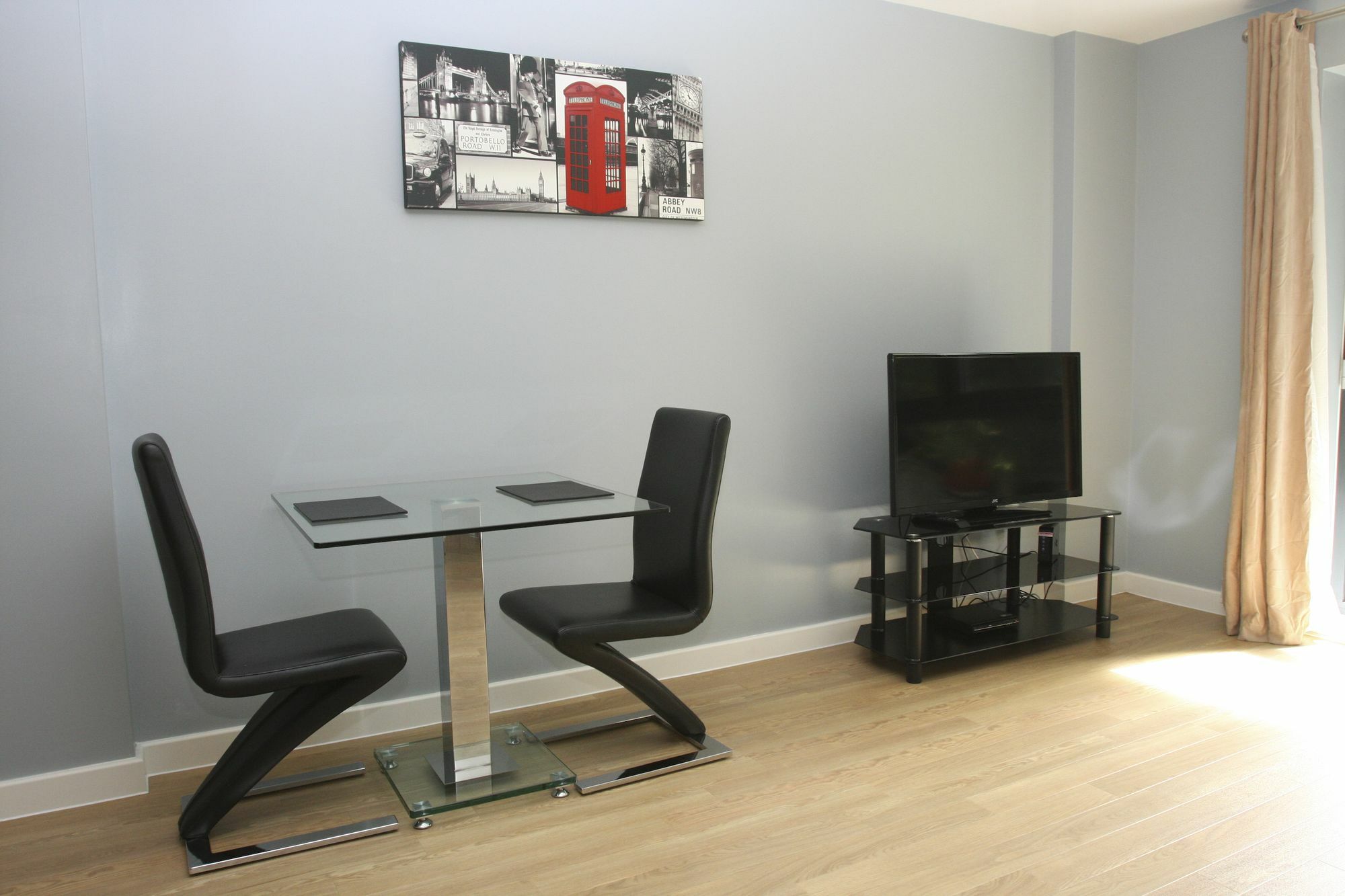 Letting Serviced Apartments - Flanders Court, Watford Town Centre المظهر الخارجي الصورة