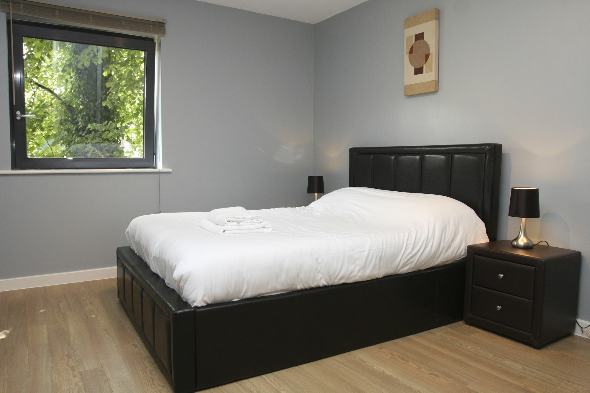 Letting Serviced Apartments - Flanders Court, Watford Town Centre المظهر الخارجي الصورة